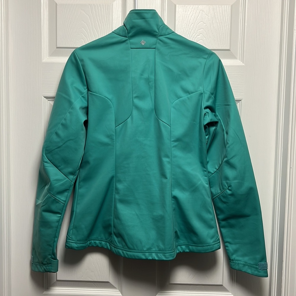 Columbia Wind Block Softshell Jacket - image 8